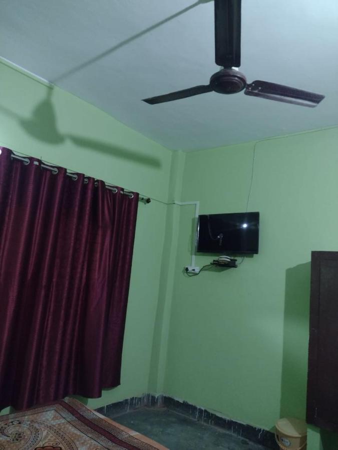 Oyo 83936 Chaudhary Guest House Bulandshahr Exterior foto